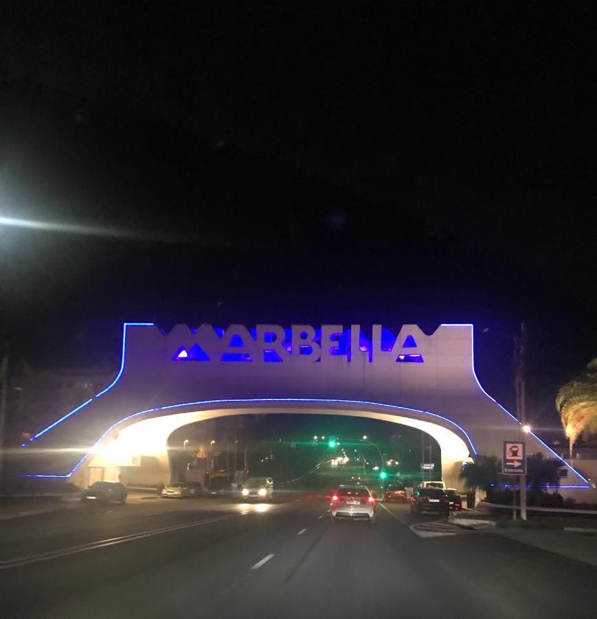 Atico En Casco Antiguo Apartman Marbella Kültér fotó